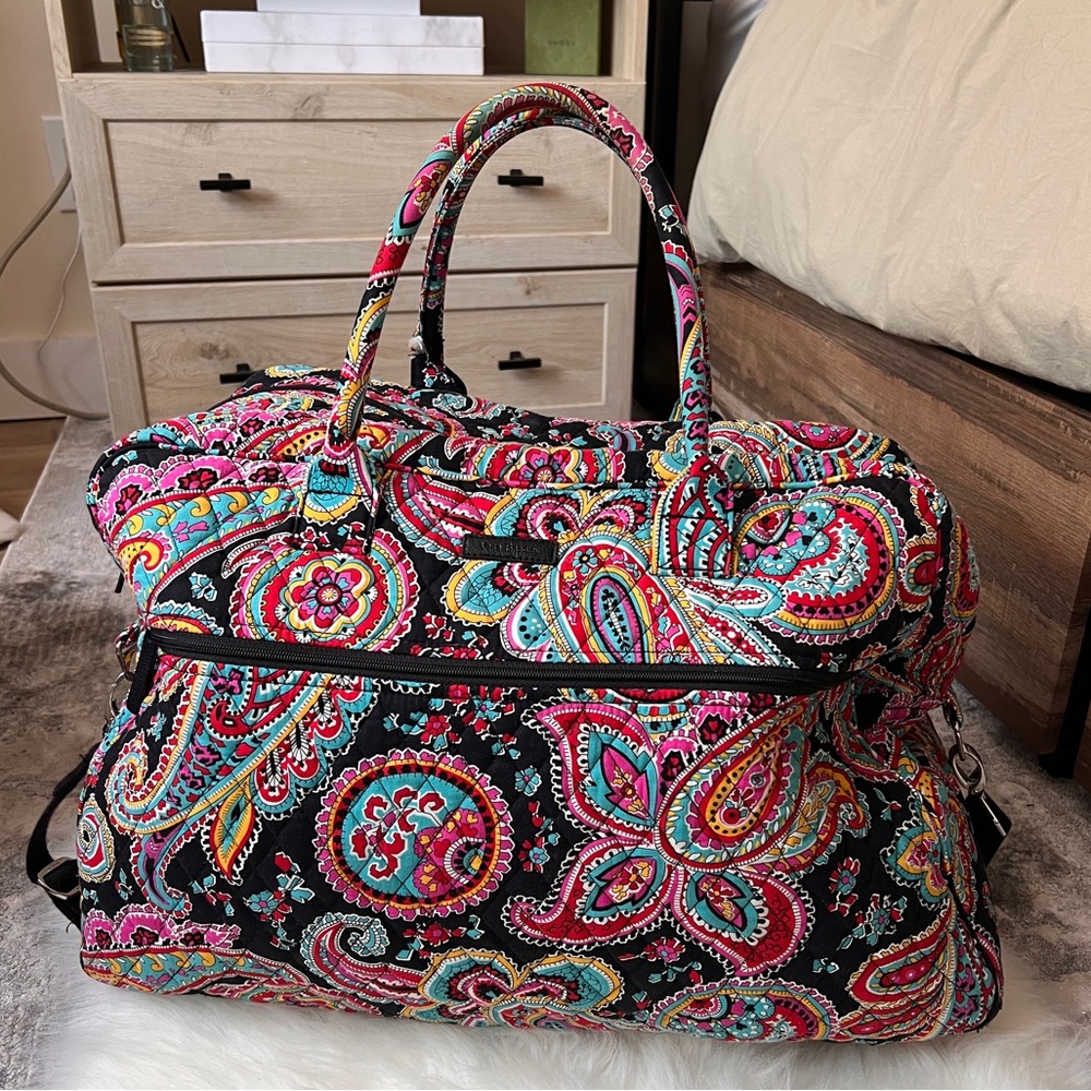 COPY - VERA BRADLEY DUFFLE BAG